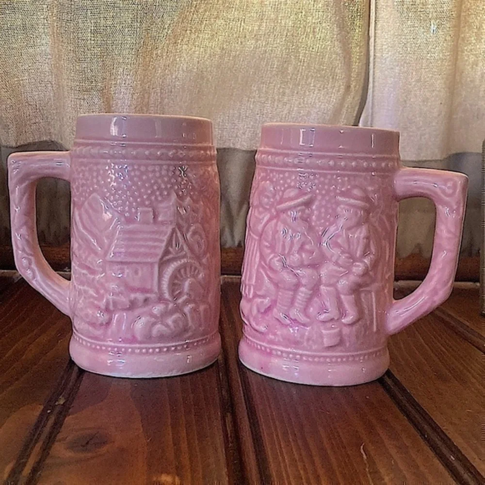 Vintage Japan Pink Mini Stein Set​
